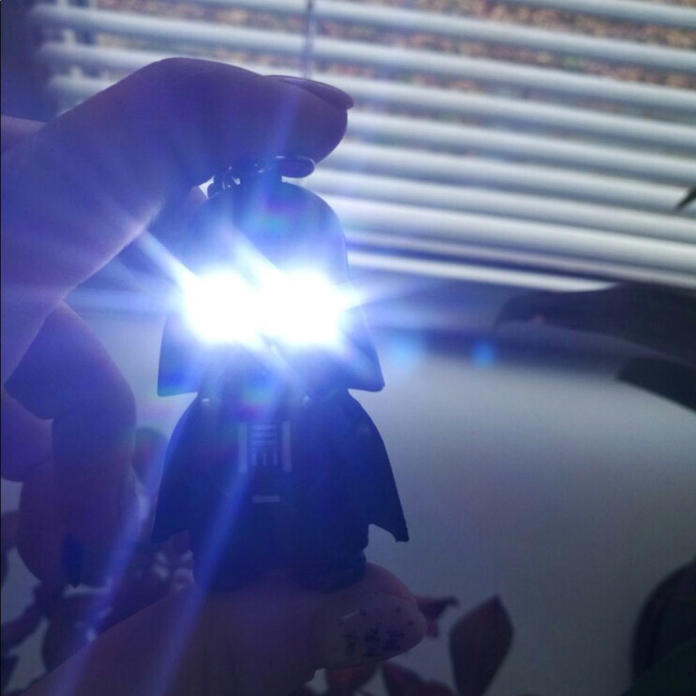 Brand New Darth Vader StarWars White Eye KeyChain - Picture 7 of 8